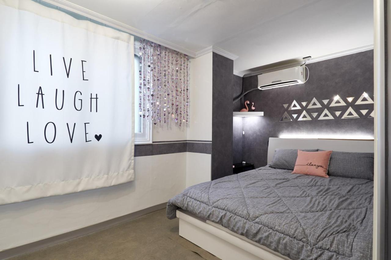Jun Guesthouse Seoul Ngoại thất bức ảnh