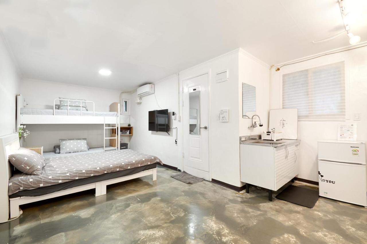Jun Guesthouse Seoul Ngoại thất bức ảnh