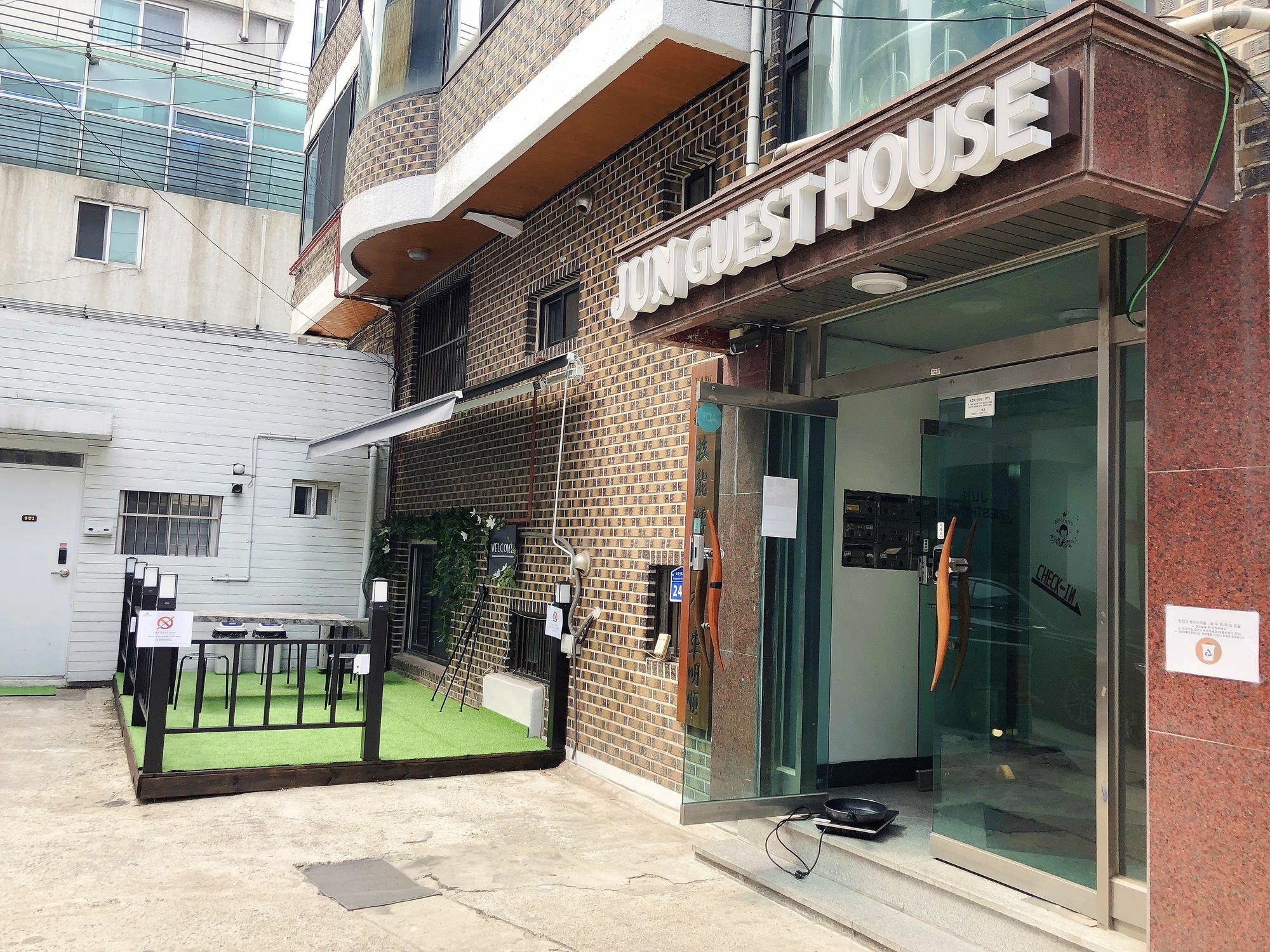 Jun Guesthouse Seoul Ngoại thất bức ảnh